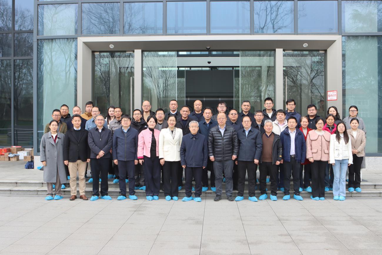 091553.jpg 091553.jpg